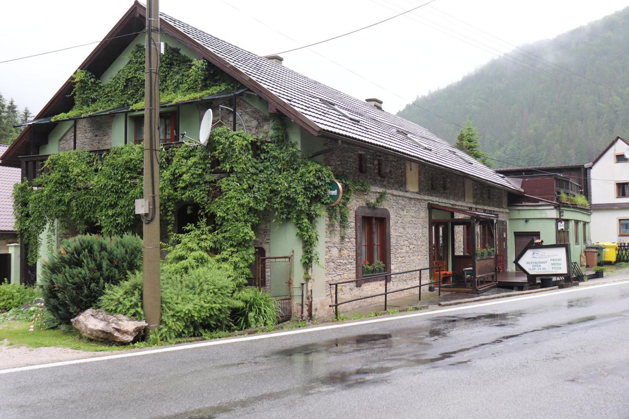 Hostinec Stara Krcma Stratena Exterior photo